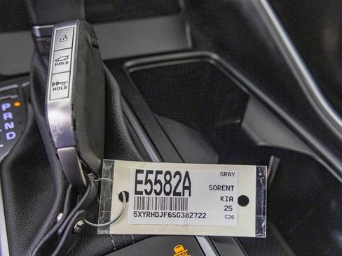 Used 2025 Kia Sorento X-Line EX image 30