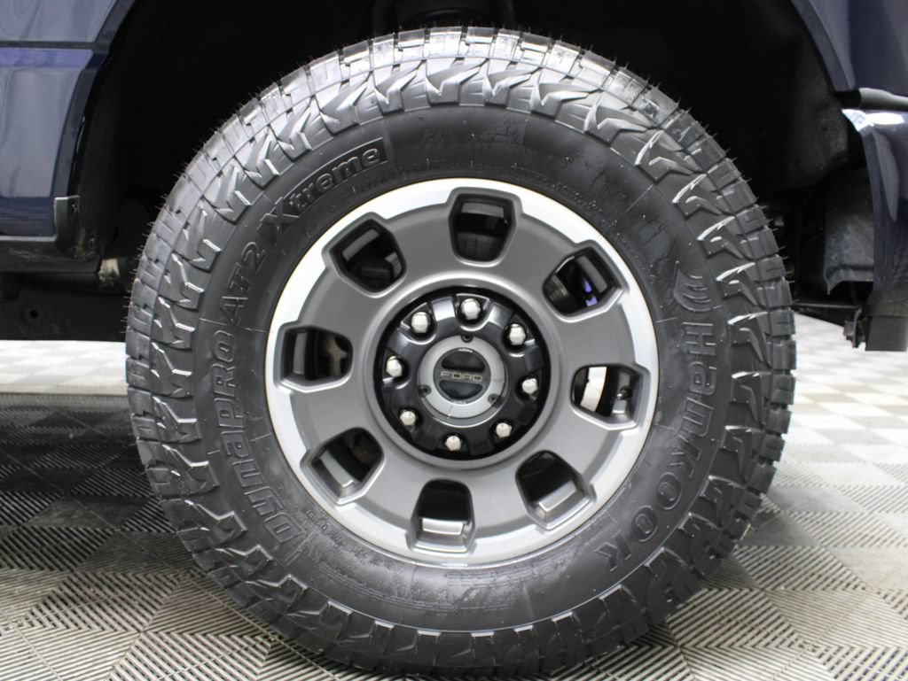 Used 2024 Ford F250 Lariat w/ Tremor Off-Road Package AWD/4WD image 13