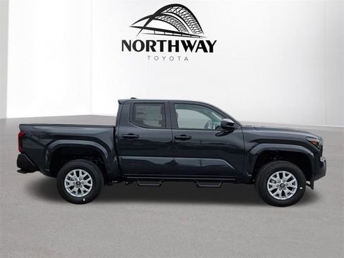 New 2026 Toyota Tacoma SR image 3