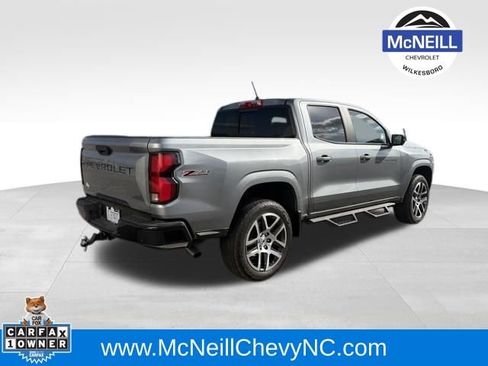 Used 2024 Chevrolet Colorado Z71 w/ Z71 Convenience Package 2 image 7