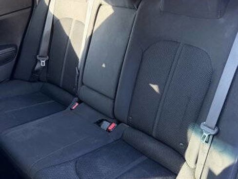 Used 2019 Kia Optima LX image 21