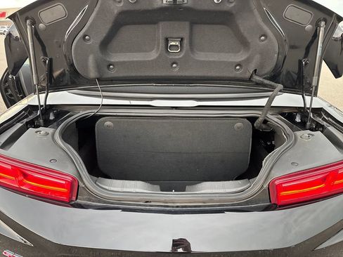 Used 2016 Chevrolet Camaro SS RWD image 23