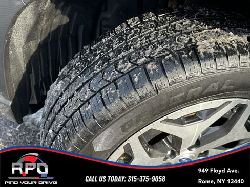 Used 2019 Subaru Forester Premium w/ All-Weather Package image 10