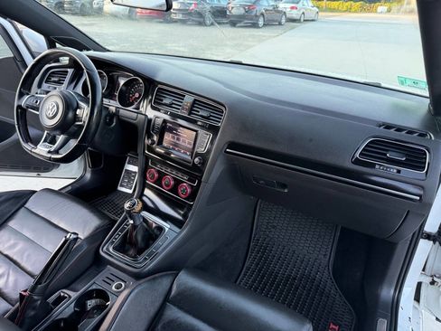 Used 2015 Volkswagen GTI SE w/ Lighting Package (SEL) FWD image 35
