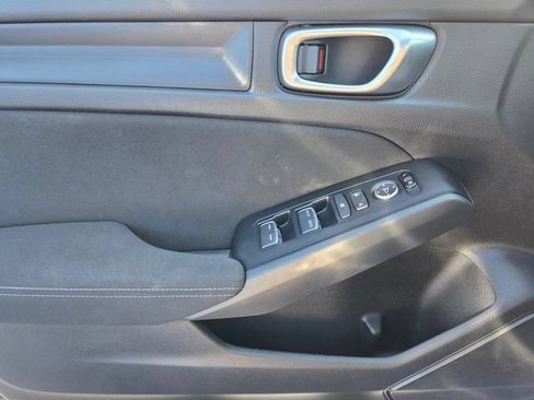 Used 2023 Honda Civic Sport image 35