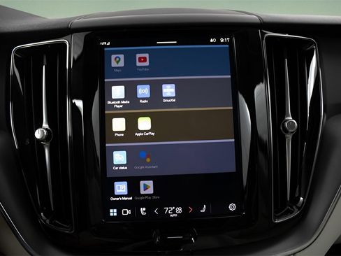 Certified 2025 Volvo XC60 T8 Core w/ Protection Package Premier image 27