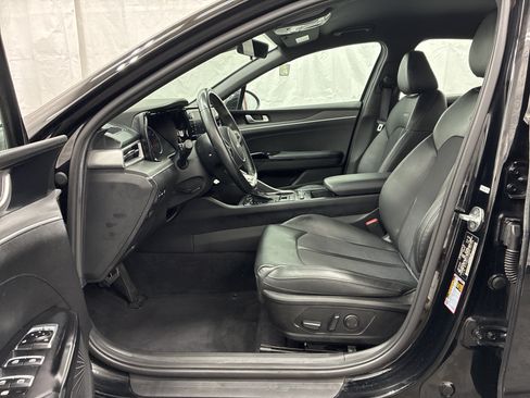 Used 2022 Kia K5 GT-Line AWD/4WD image 12