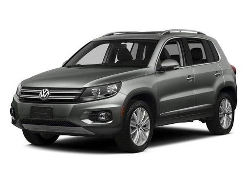 Used 2016 Volkswagen Tiguan S image 1