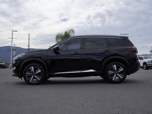 Used 2023 Nissan Rogue SL w/ SL Premium Package image 8