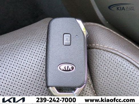 Certified 2021 Kia Telluride SX image 33