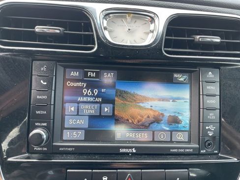 Used 2014 Chrysler 200 Limited w/ Sun/Sound Group image 18