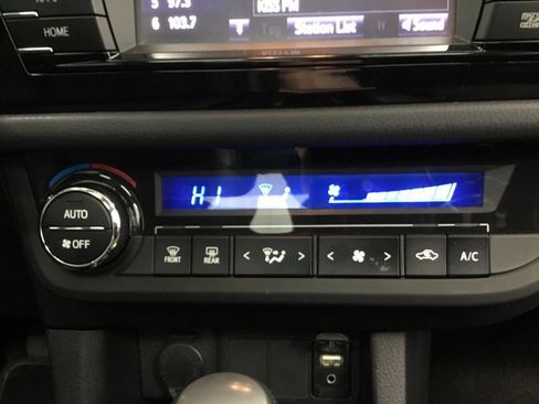 Used 2014 Toyota Corolla S w/ Driver Convenience Package image 23