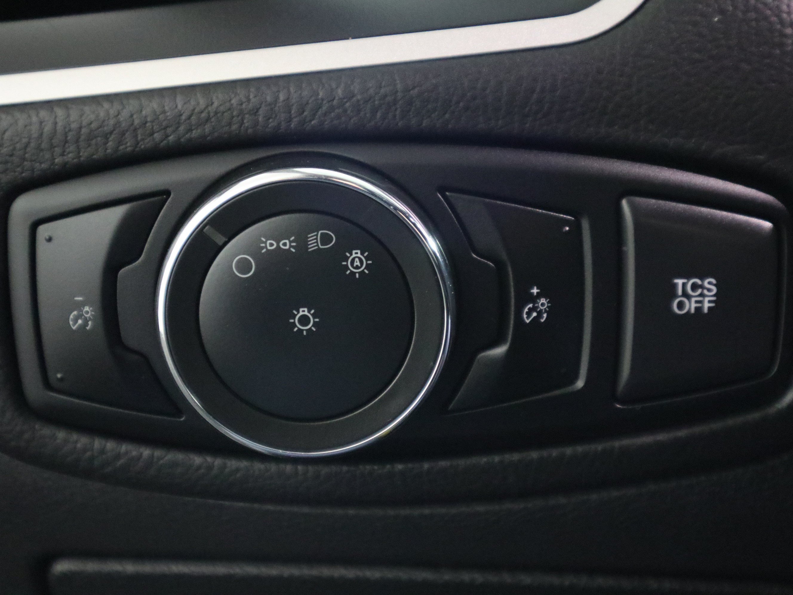 Used 2024 Ford Edge SEL AWD/4WD image 24
