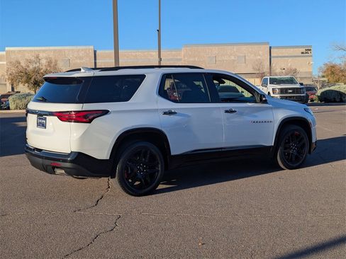 Used 2022 Chevrolet Traverse Premier w/ Redline Edition image 6