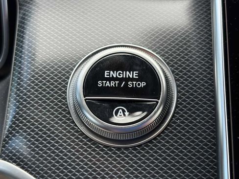 Used 2026 Mercedes-Benz GLC 300 image 19