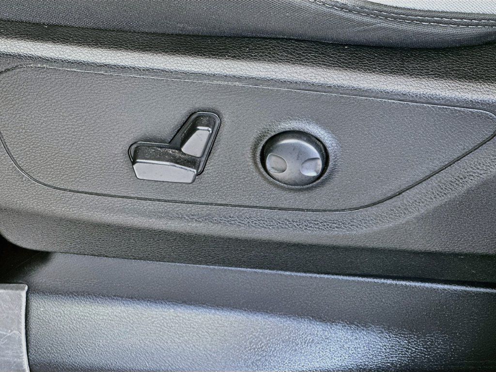 Used 2023 RAM 1500 Big Horn AWD/4WD image 22