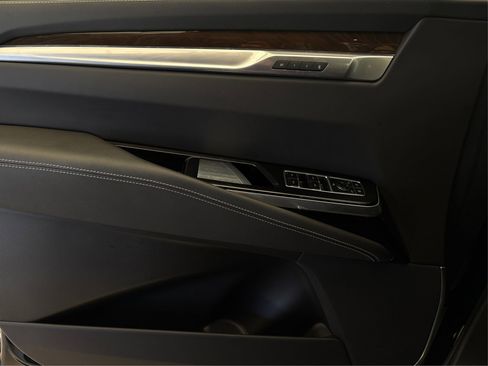 New 2025 Cadillac Escalade ESV Sport Platinum image 21