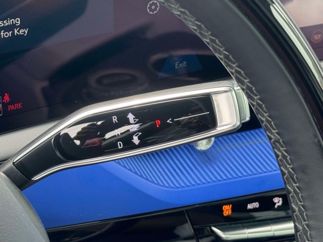 Certified 2025 Cadillac Optiq Luxury 1 AWD/4WD image 9