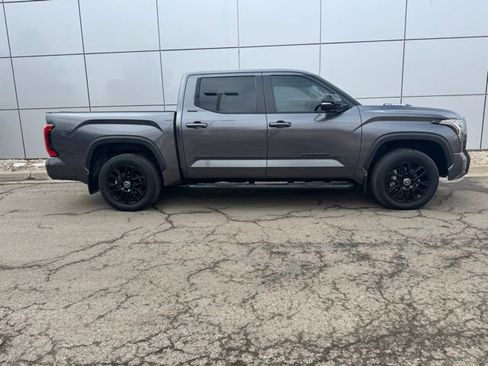 Used 2024 Toyota Tundra Limited image 38