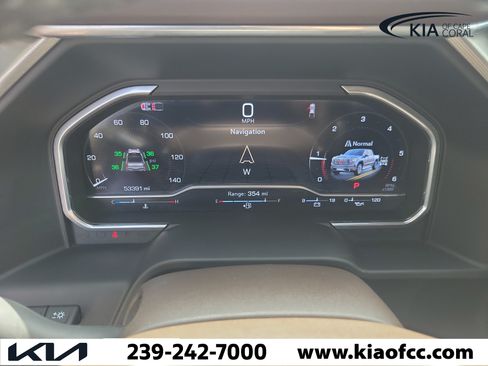 Used 2024 GMC Sierra 1500 Denali w/ Denali Reserve Package AWD/4WD image 23