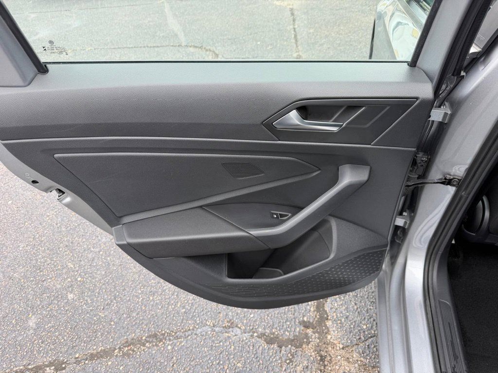 Used 2025 Volkswagen Jetta S FWD image 16