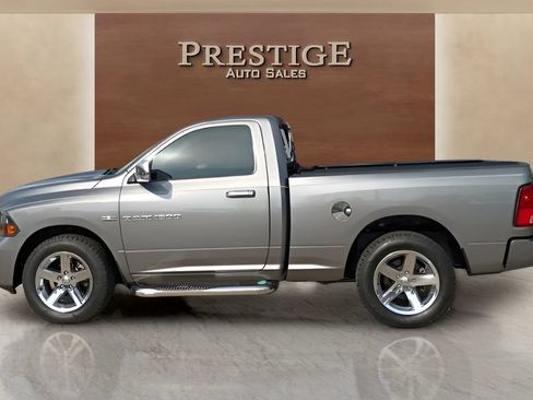 Used 2012 RAM 1500 Express RWD image 24