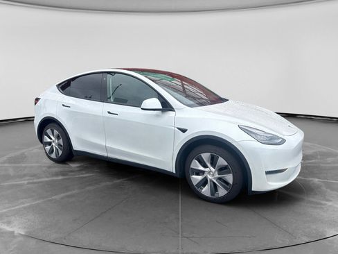 Used 2020 Tesla Model Y Long Range AWD/4WD image 3