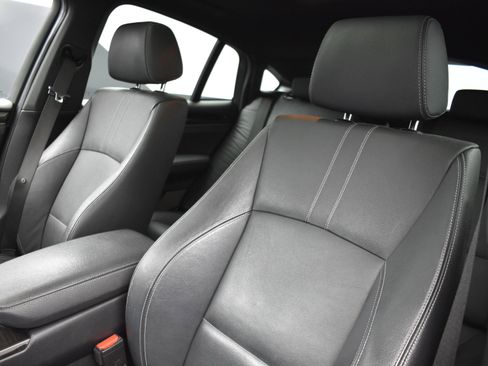 Used 2018 BMW X4 xDrive28i image 12