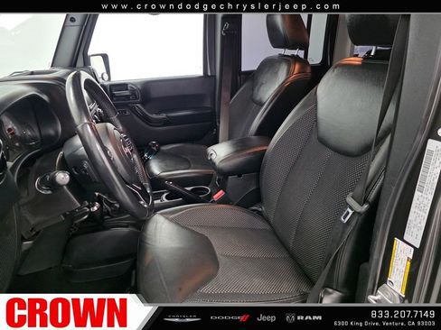 Used 2016 Jeep Wrangler Unlimited Sahara image 24