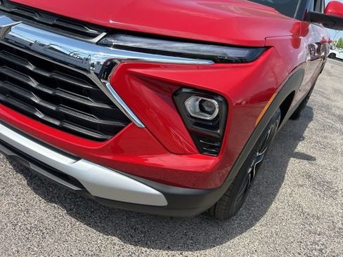 New 2026 Chevrolet TrailBlazer LT FWD image 9