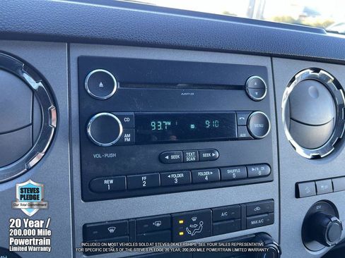 Used 2016 Ford F250 XLT w/ XLT Premium Package image 17