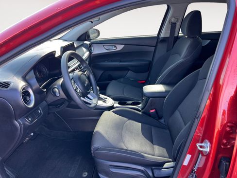 Used 2023 Kia Forte LXS image 9