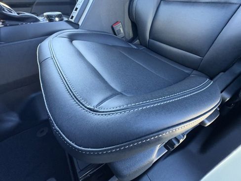 New 2025 Ford Bronco Badlands image 38