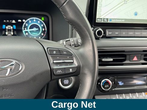 Used 2023 Hyundai Kona Limited image 12