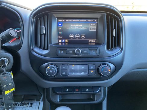 Used 2022 Chevrolet Colorado W/T w/ Custom Special Edition image 23