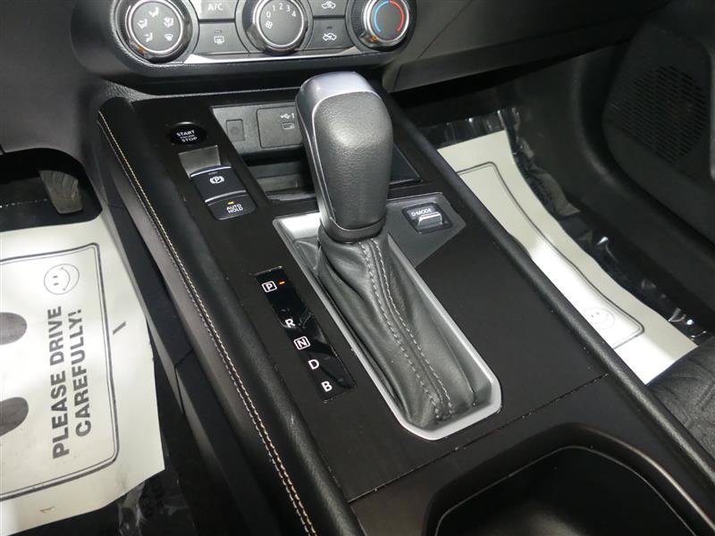 Used 2025 Nissan Kicks SV AWD/4WD image 37