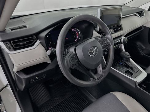 Certified 2024 Toyota RAV4 XLE image 9