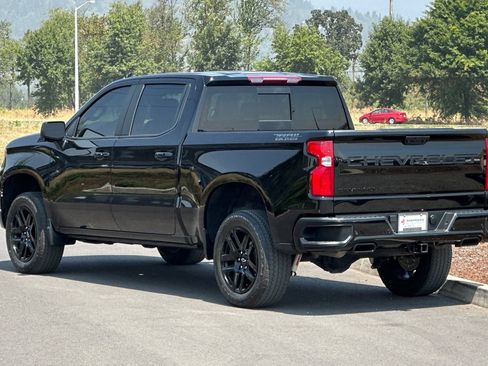 Used 2023 Chevrolet Silverado 1500 LT Trail Boss w/ LT Trail Boss Premium Package AWD/4WD image 5