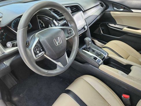 Used 2018 Honda Civic EX image 14