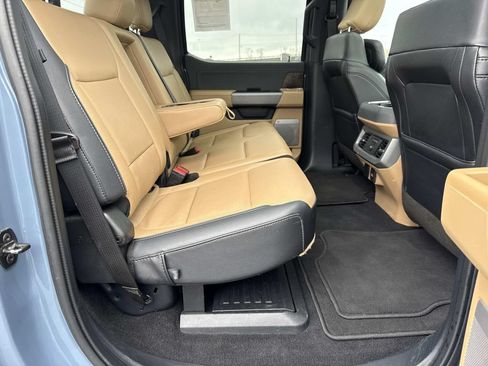 Used 2023 Ford F250 Lariat w/ Lariat Ultimate Package AWD/4WD image 21