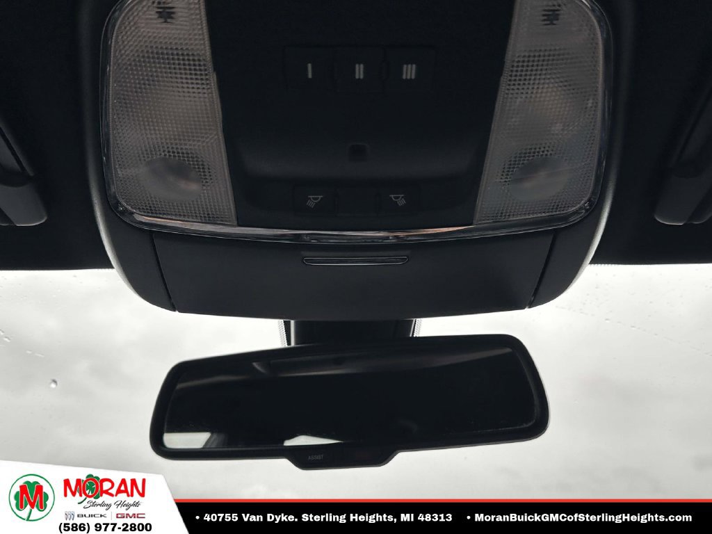 Used 2017 Chrysler 300 S RWD image 29