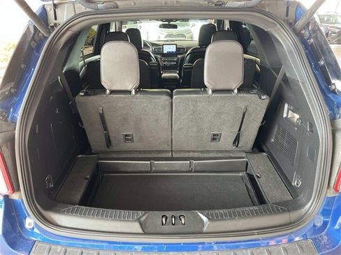 Used 2020 Ford Explorer XLT w/ Equipment Group 202A image 20