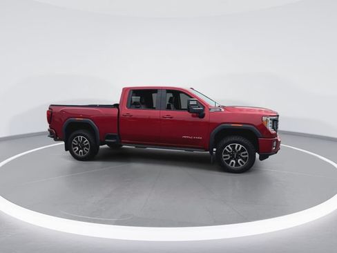 Used 2022 GMC Sierra 2500 AT4 AWD/4WD image 2
