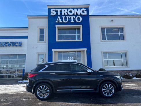 Used 2021 INFINITI QX50 Essential w/ Convenience Package image 19