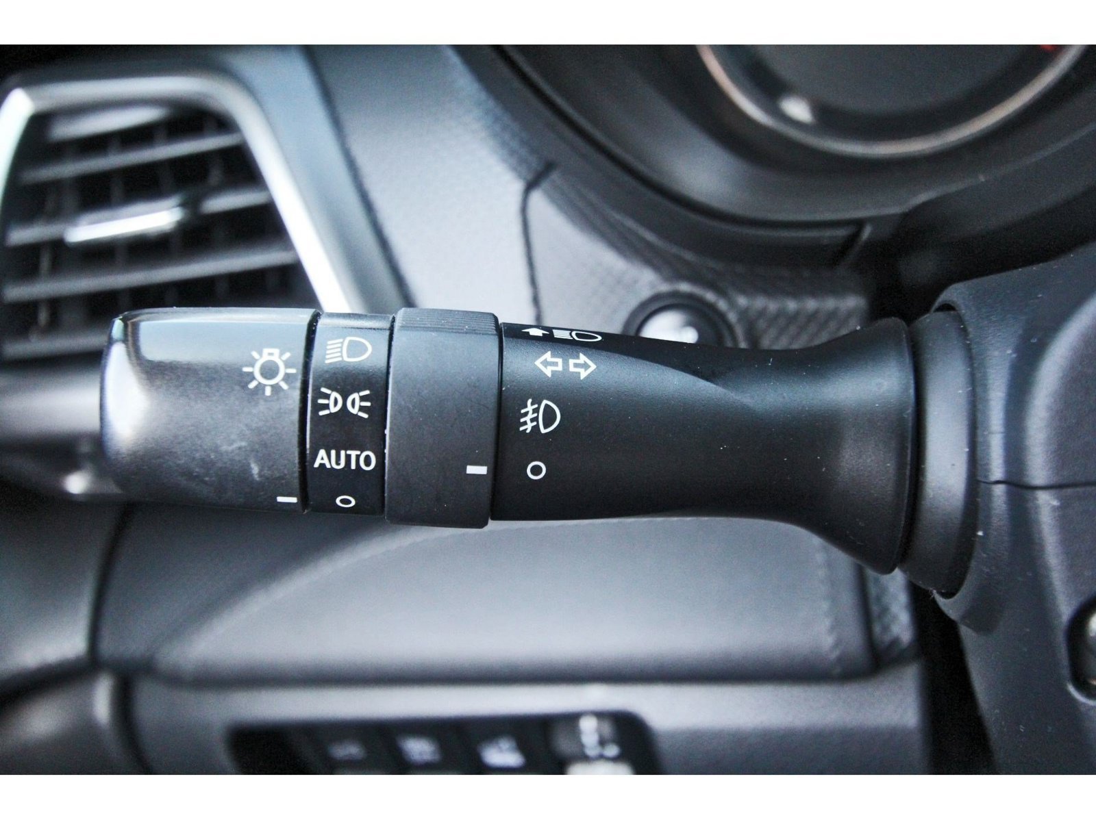Used 2019 Subaru Forester Touring w/ Popular Package #3 AWD/4WD image 17