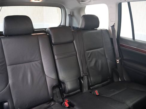 Used 2016 Lexus GX 460 w/ Premium Package AWD/4WD image 36