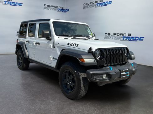 Used 2023 Jeep Wrangler Unlimited AWD/4WD image 3