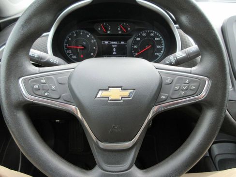 Certified 2017 Chevrolet Malibu LS image 22