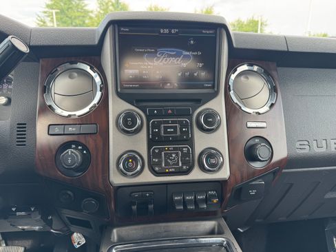 Used 2015 Ford F350 Lariat w/ Lariat Ultimate Package AWD/4WD image 12