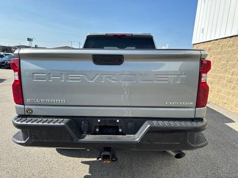 Used 2025 Chevrolet Silverado 2500 Custom w/ Custom Value Package AWD/4WD image 6